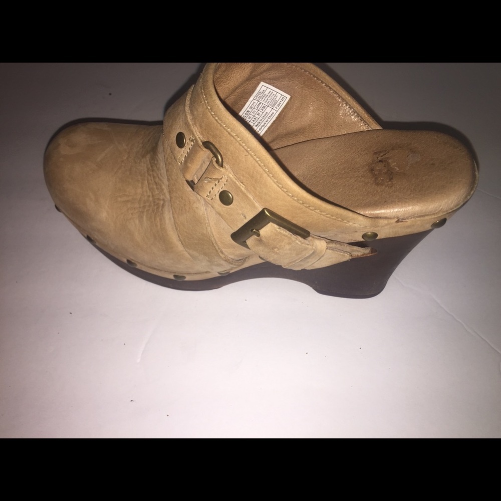 Ugg women leather tan natalee wedge clog shoe 6